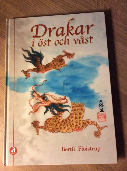 Drakar i öst och väst omslag