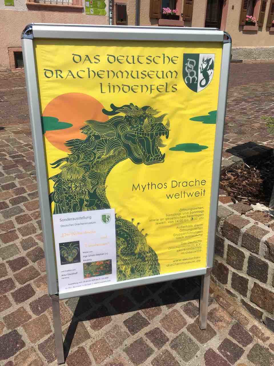 Das Deutsche Drachenmuseum skylt.